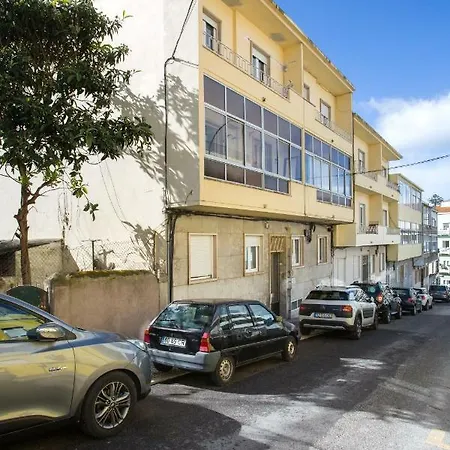 Casa Alegre * Algés